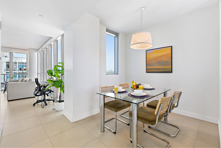 Executive Tower Suite _ Biscayne Bay View + Den